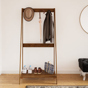 Portemanteau Middelfart à 8 crochets pin 152 x 75 x 45 cm bois foncé [en.casa]