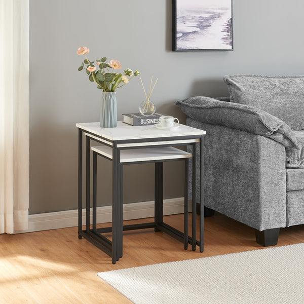 Table de salle à manger Trollhättan 3 pièces, aspect marbre, blanc [en.casa]