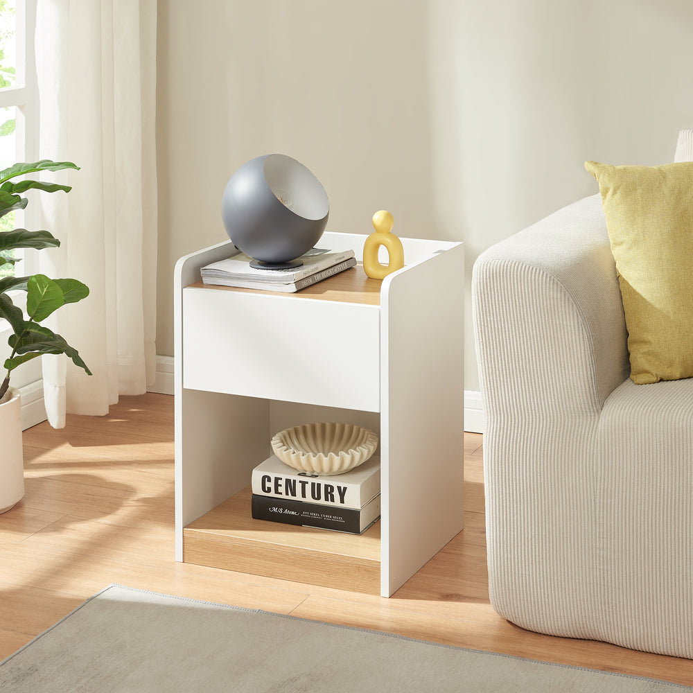 Table de chevet Kuorshare 55x42x37 cm Blanc/Aspect chêne [en.casa]