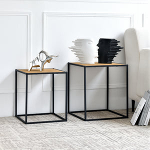 Set de 2 tables basses Grindavik gigognes carrées noir effet bois [en.casa]