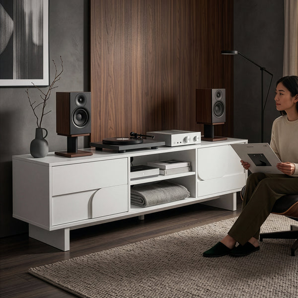 Meuble TV Katanshumn avec 2 portes [en.casa]