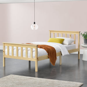 Lit en bois Brada avec tête de lit haute, différentes couleurs et tailles en.casa