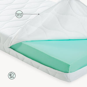 Lit cabane Surnadal avec matelas 90 x 200 cm naturel blanc [en.casa]