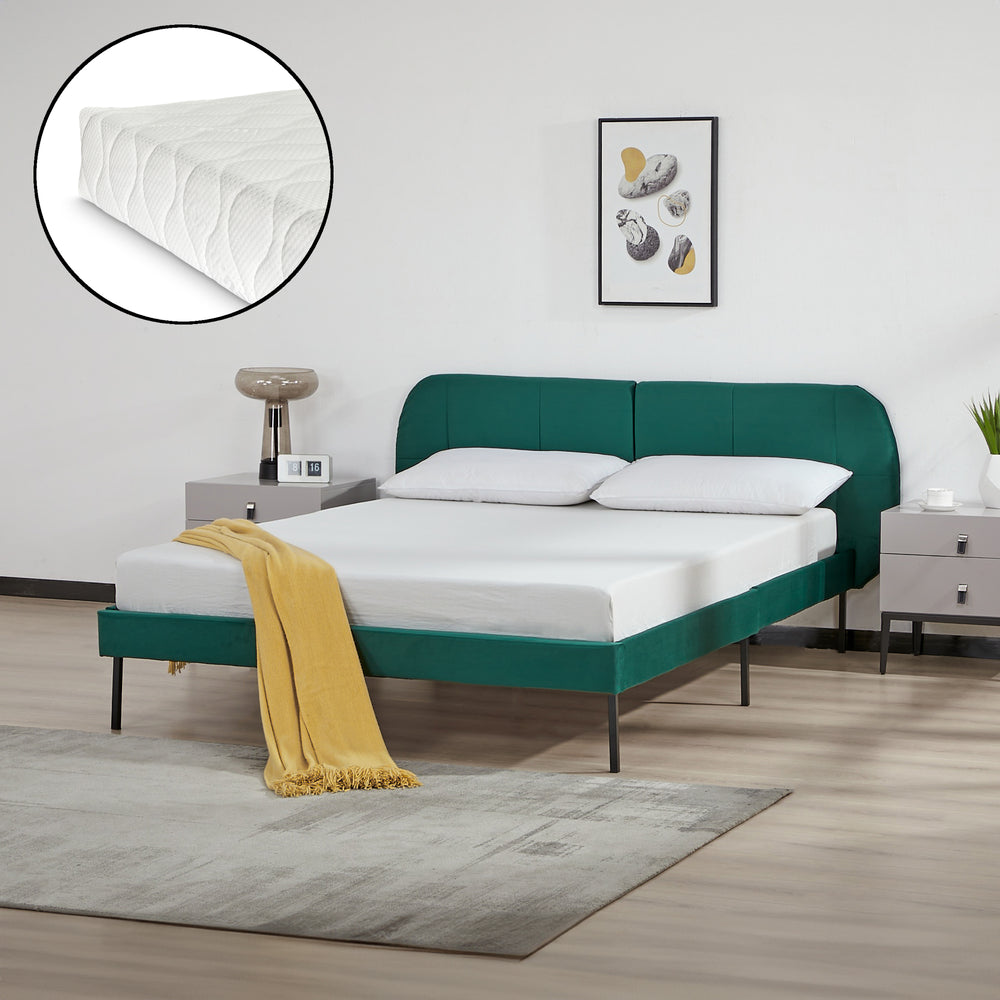 Lit rembourré Porvoo avec matelas [en.casa]