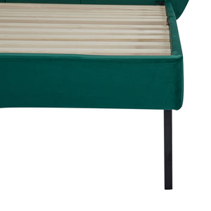 Lit capitonné Porvoo avec matelas à mousse froid [en.casa]