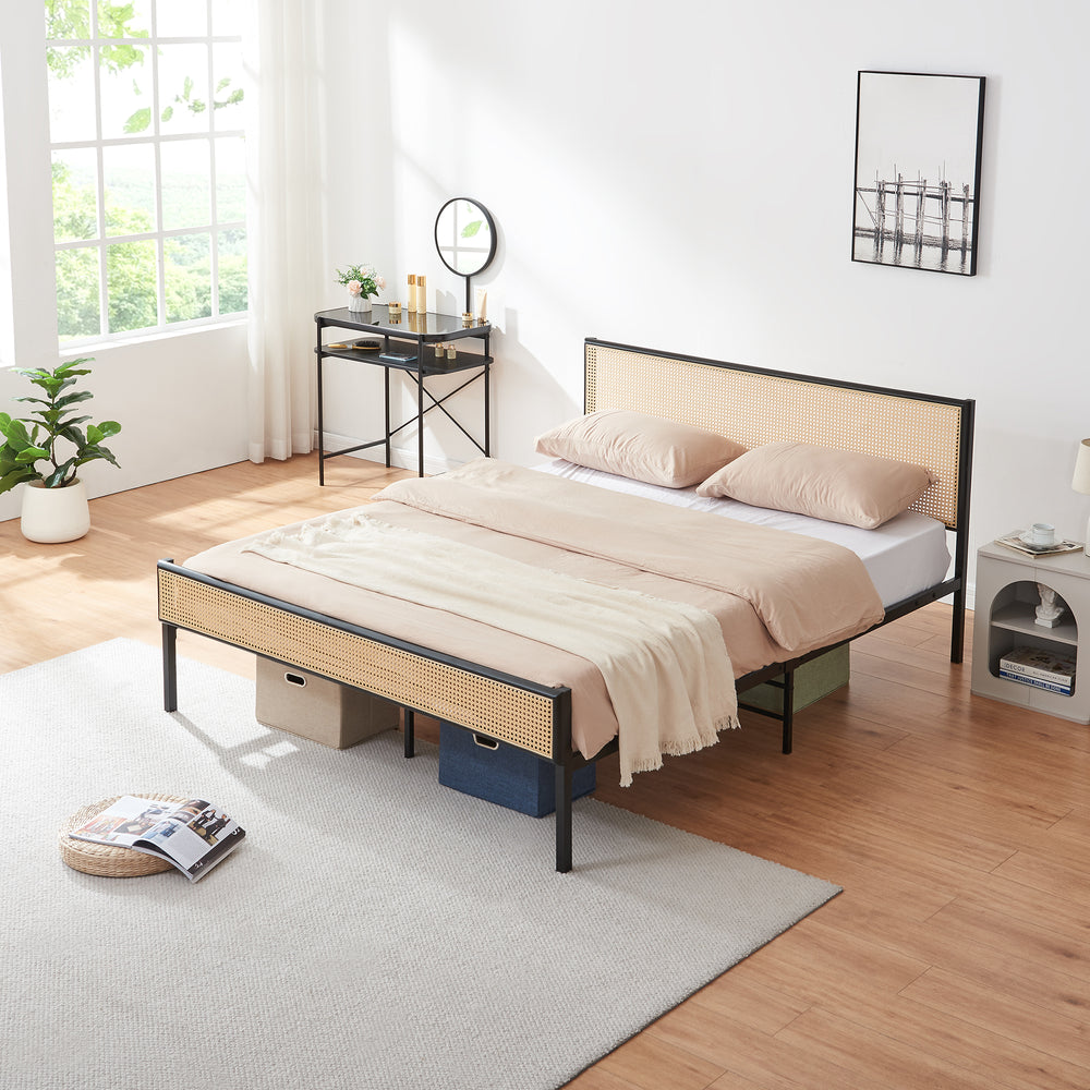 Lit en métal Linköping avec tête de lit rectangulaire et matelas noir / effet rotin [en.casa]
