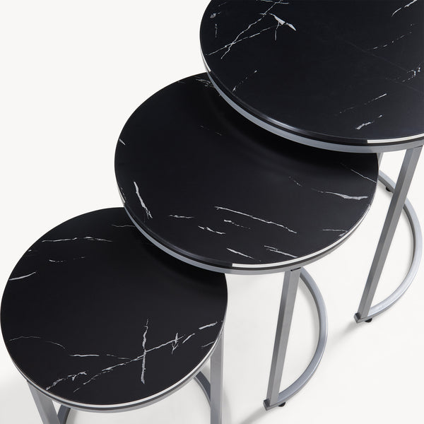 Table gigogne Bornholm en lot de 3 pièces en différentes couleurs [en.casa]