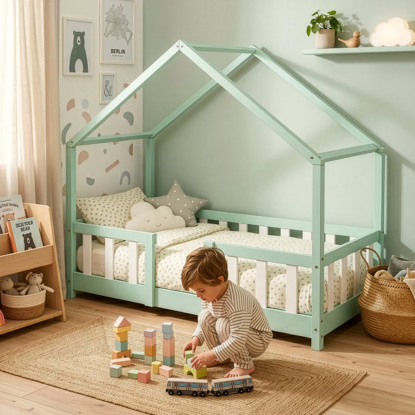 Lit d'enfant en forme de maison Treviolo bois de pin [en.casa]