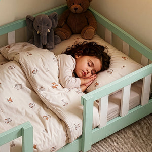 Lit d'enfant en forme de maison Treviolo bois de pin [en.casa]
